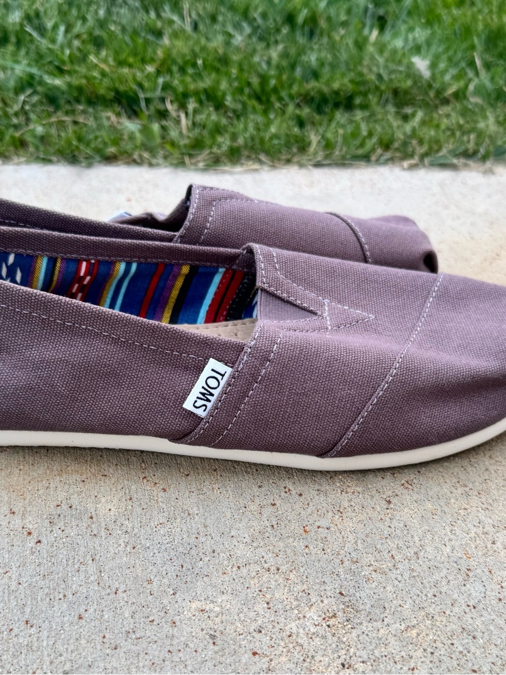 TOMS Classic Canvas Alpargata Women's Slip-On in Taupe NWOT